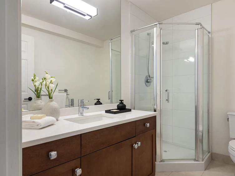 2323 Inglewood Avenue, West Vancouver, BC, V7V 1Z9 - 26
