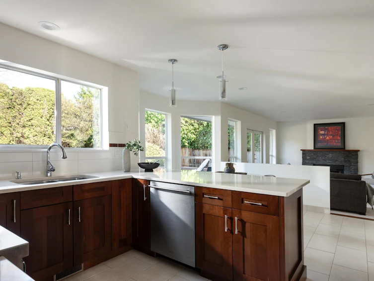 2323 Inglewood Avenue, West Vancouver, BC, V7V 1Z9 - 11