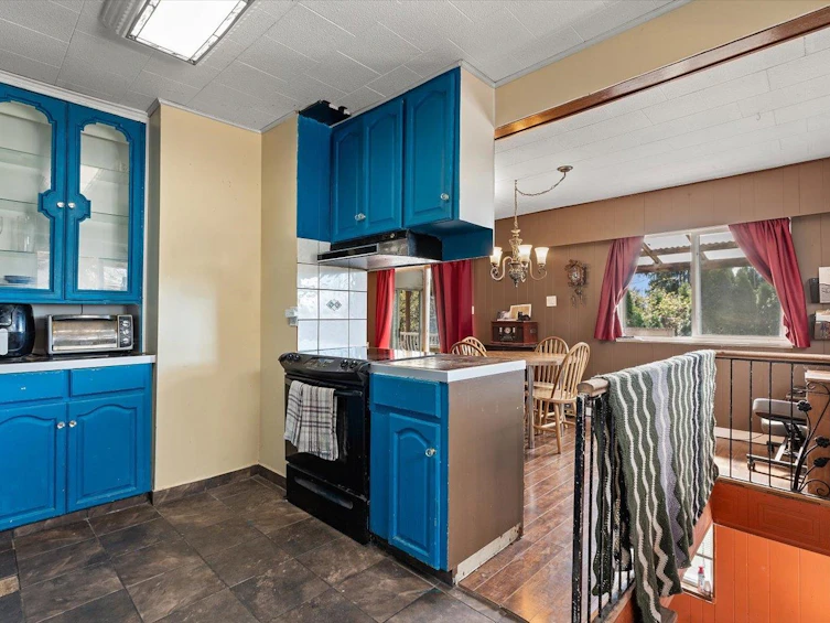 47145 Yale Road, Chilliwack, BC, V2P 7M9 - 9