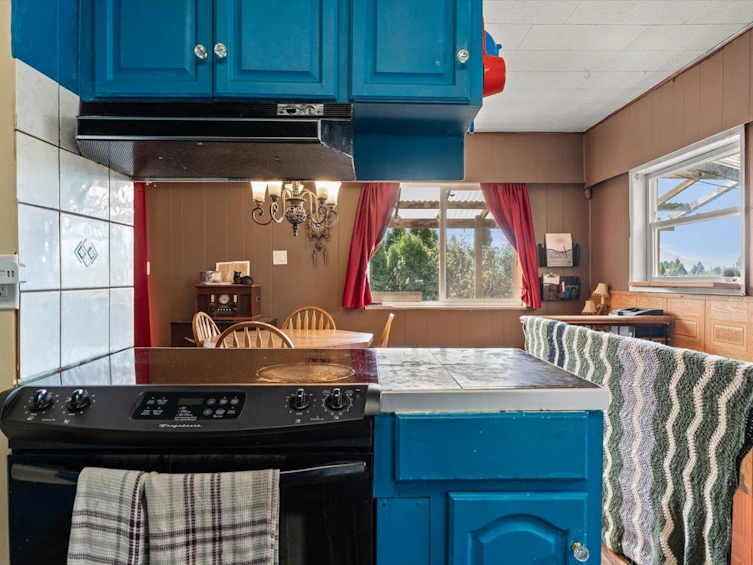 47145 Yale Road, Chilliwack, BC, V2P 7M9 - 11