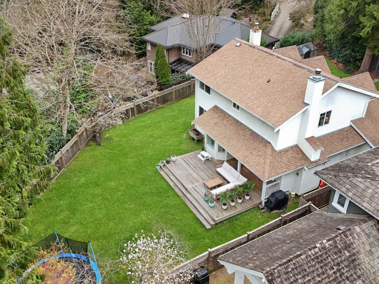 5636 Marine Drive, West Vancouver, BC, V7W 2R6