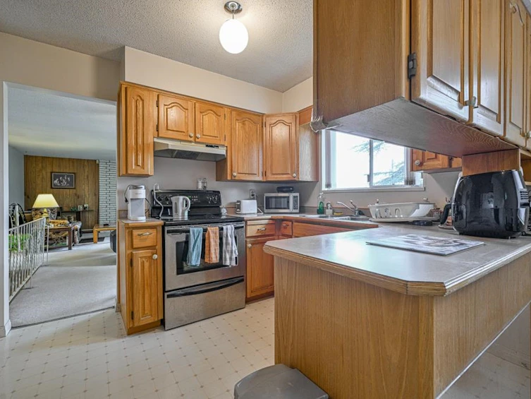 5527 148 Street, Surrey, BC, V3S 3B5 - 9