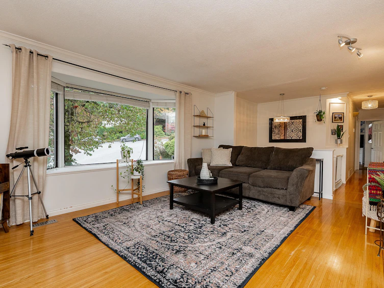 2988 Fleet Street, Coquitlam, BC, V3C 3R8 - 3