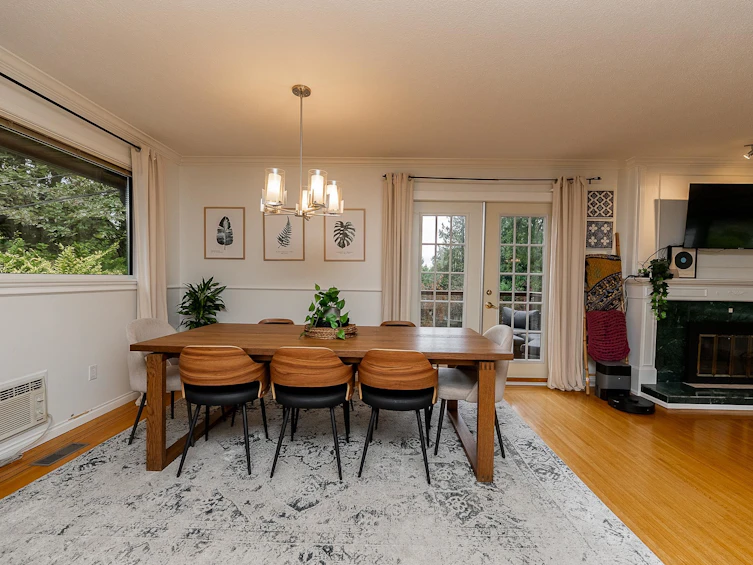 2988 Fleet Street, Coquitlam, BC, V3C 3R8 - 2
