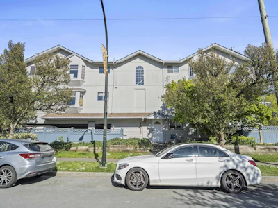 101-5980 Prince Edward Street - 4