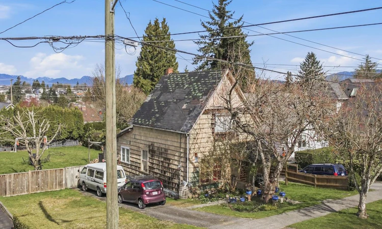 235 Durham Street