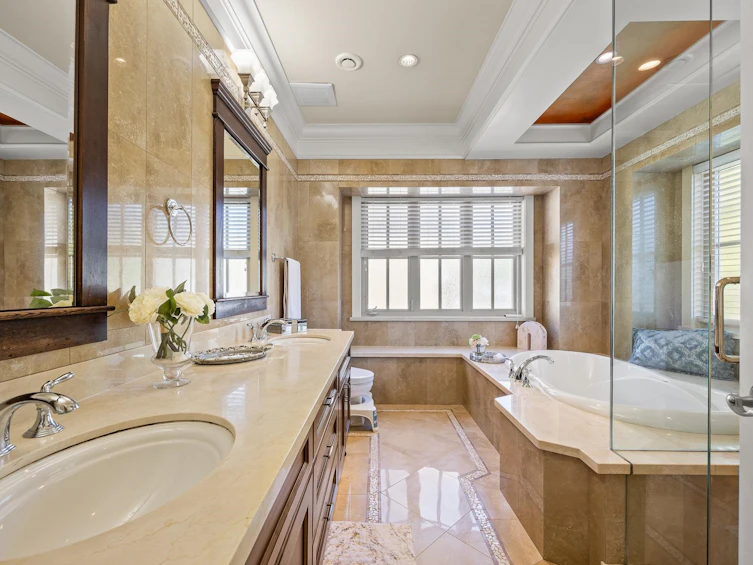6616 Wiltshire Street, Vancouver, BC, V6P 5G7 - 14