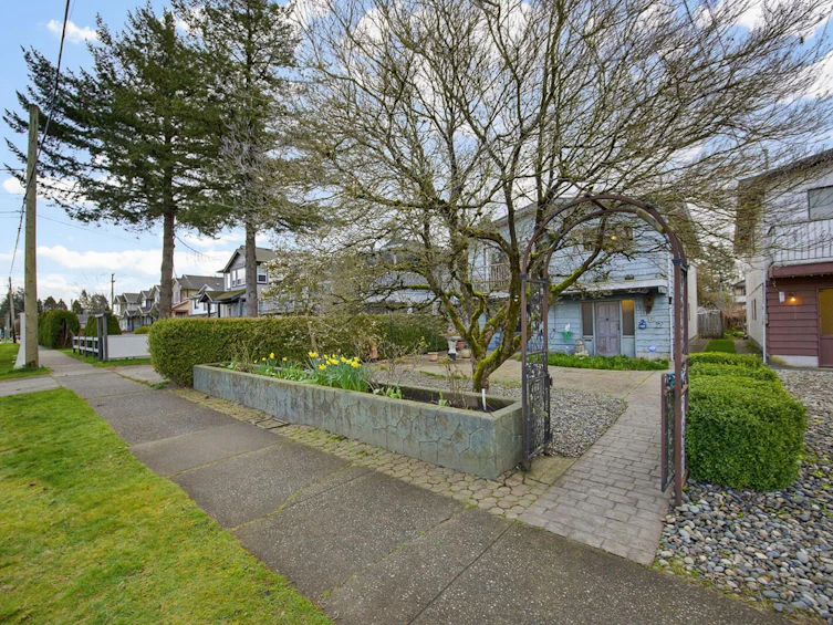 1952 Prairie Avenue, Port Coquitlam, BC, V3B 1V4 - 2