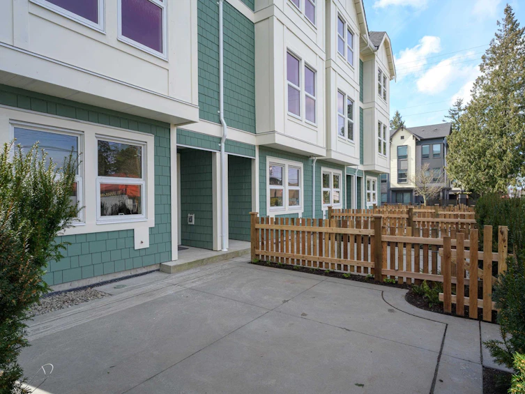 1-4788 54a Street, Delta, BC, V4K 3P1 - 4