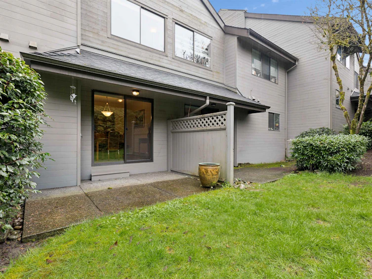 4306 Naughton Avenue, North Vancouver, BC, V7G 2E1 - 29