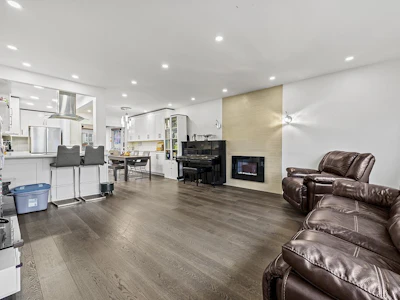 778 E 52nd Avenue - 2