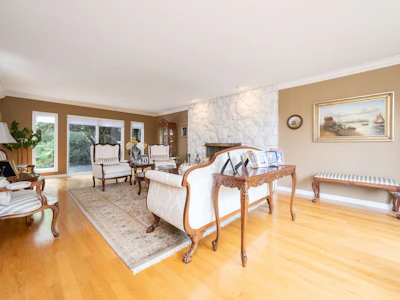 6350 Buckingham Drive - 4