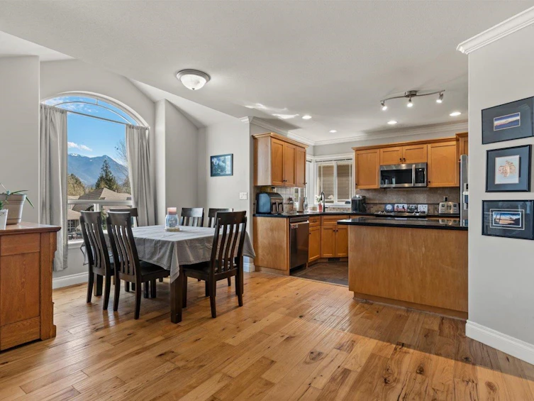 46017 Sherwood Drive, Chilliwack, BC, V2R 5R2 - 11