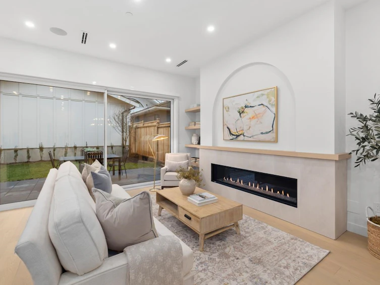 2-810 E 22nd Avenue, Vancouver, BC, V5V 1V7 - 5