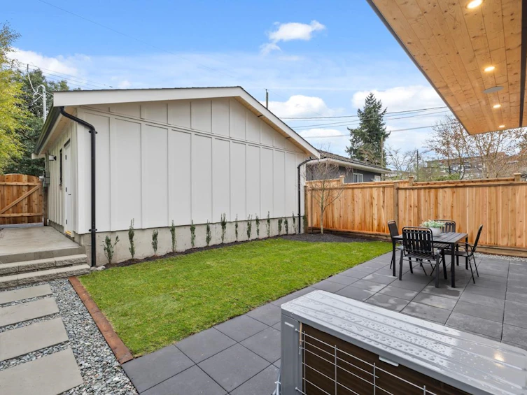 2-810 E 22nd Avenue, Vancouver, BC, V5V 1V7 - 32