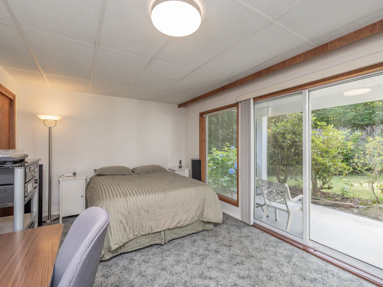 26307 Grant Avenue, Maple Ridge, BC, V2W 1H2 - 26