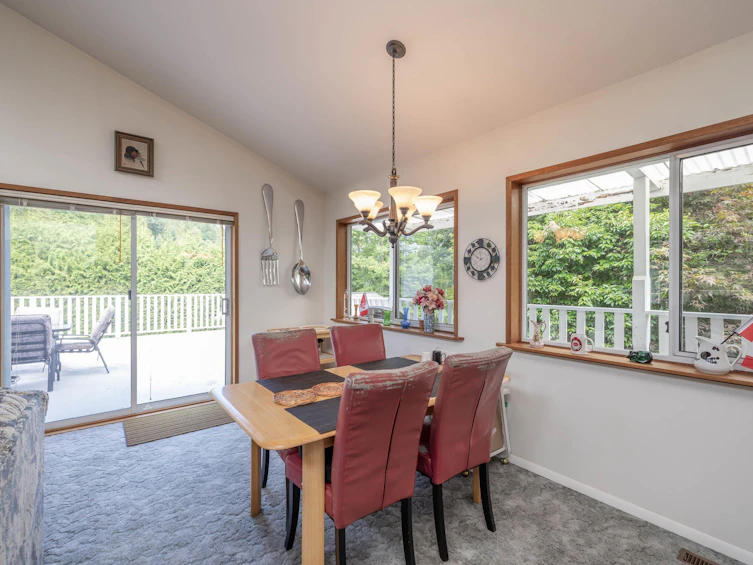 26307 Grant Avenue, Maple Ridge, BC, V2W 1H2 - 10