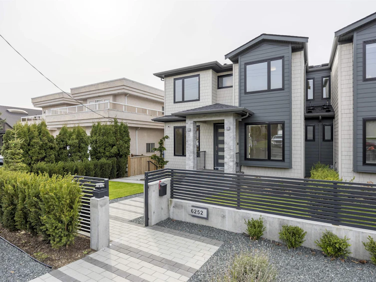6252 Kitchener Street, Burnaby, BC, V5B 2J4 - 3