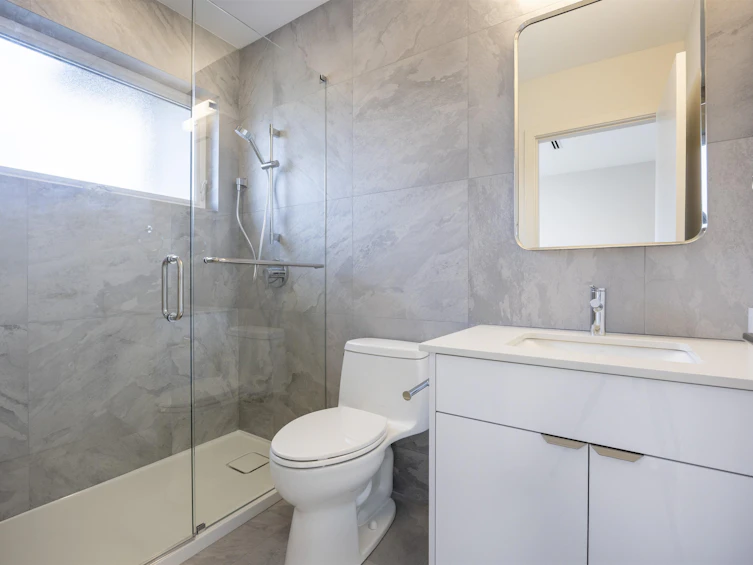 6252 Kitchener Street, Burnaby, BC, V5B 2J4 - 21