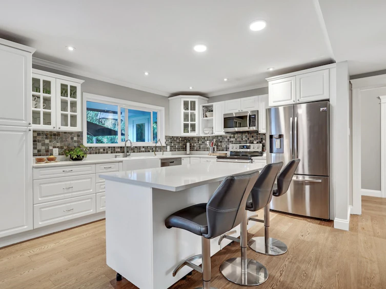 12688 23 Avenue, Surrey, BC, V4A 2C7 - 13