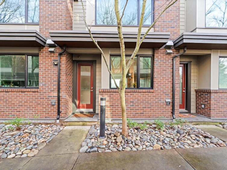 28-230 Salter Street, New Westminster, BC, V3M 0G1 - 2