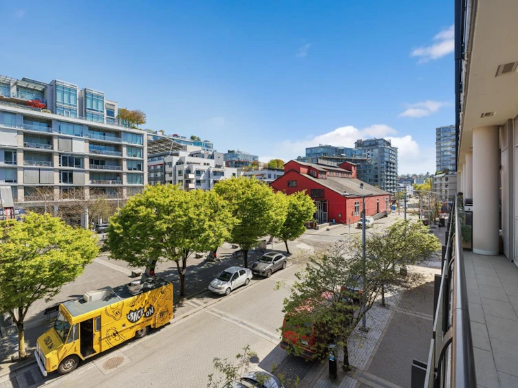 302-1625 Manitoba Street, Vancouver, BC, V5Y 0B8 - 25