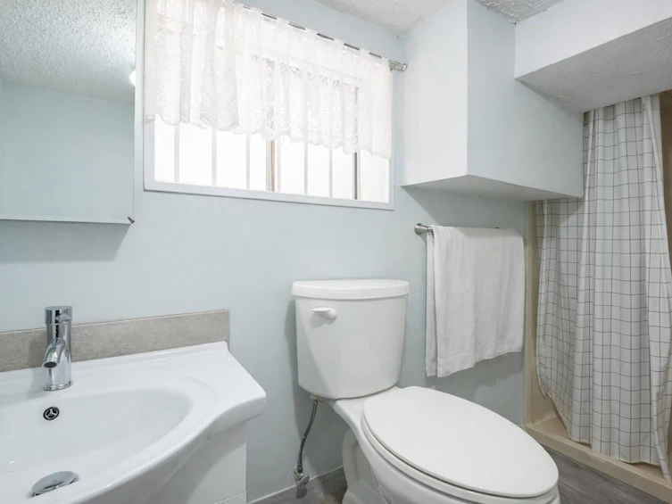 1728 Seventh Avenue, New Westminster, BC, V3M 2K8 - 36