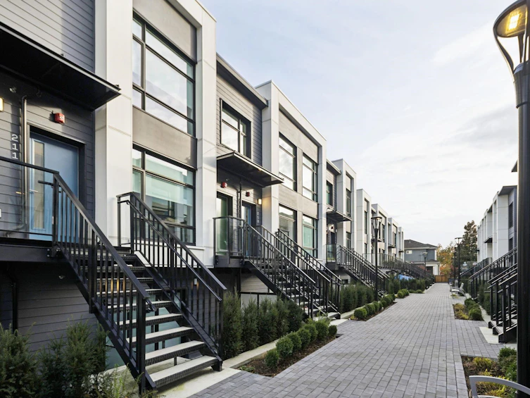 225-1010 W 47th Avenue, Vancouver, BC, V6M 0E3 - 2