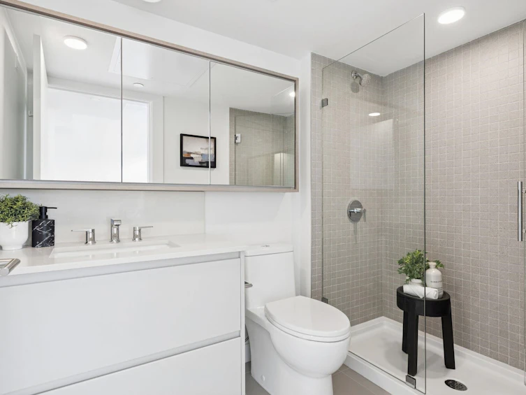 225-1010 W 47th Avenue, Vancouver, BC, V6M 0E3 - 12