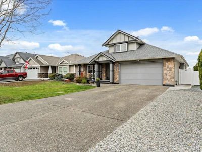 26965 25a Avenue - 2