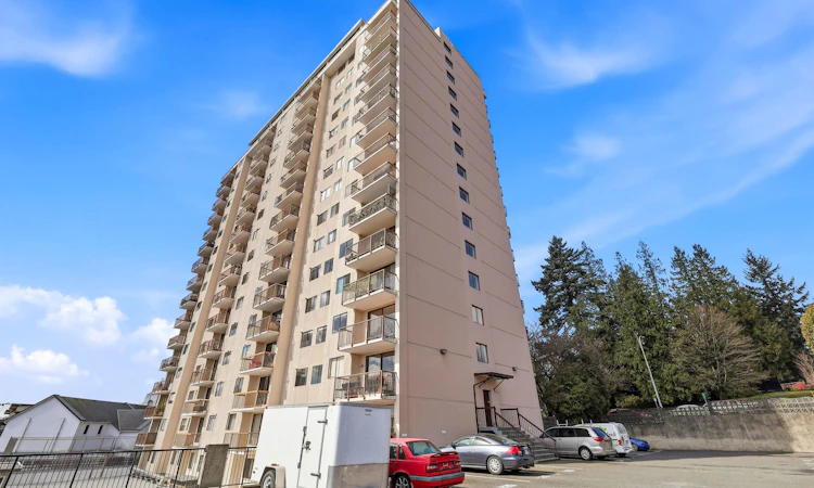 405-320 Royal Avenue