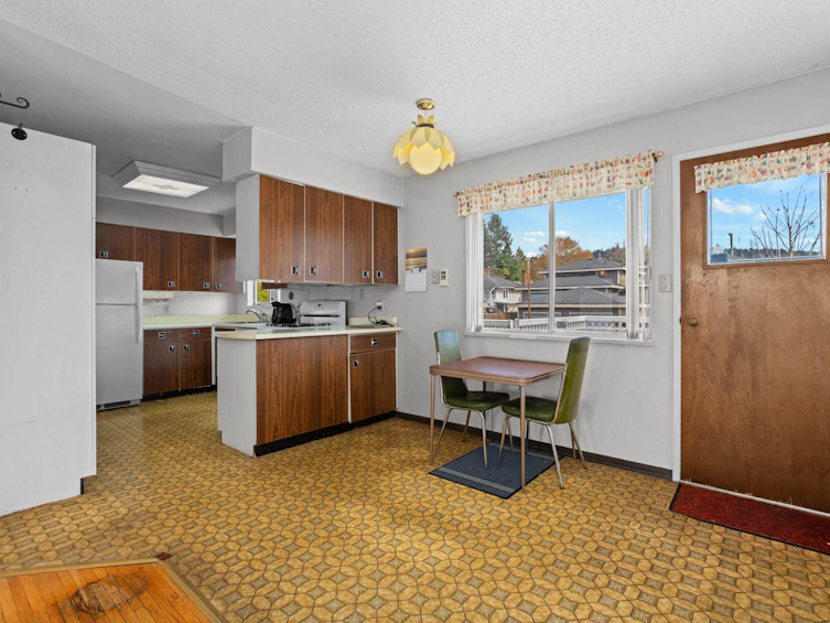 894 Invergarry Avenue, Burnaby, BC, V5B 4M8 - 23