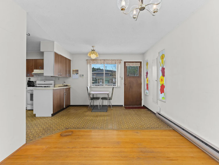 894 Invergarry Avenue, Burnaby, BC, V5B 4M8 - 22