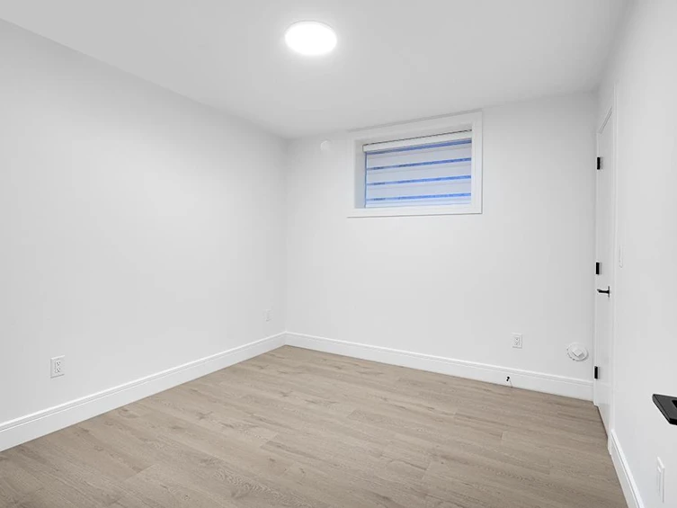 7813 18th Avenue, Burnaby, BC, V3N 1J5 - 34
