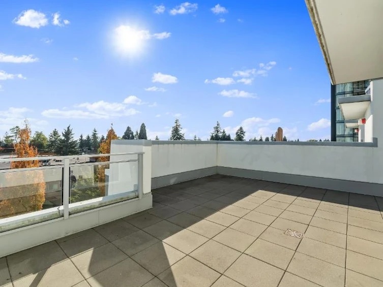 CH3-5051 Imperial Street, Burnaby, BC, V5J 0J3 - 12