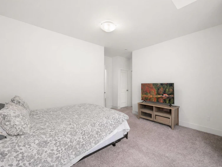22-5867 129 Street, Surrey, BC, V3X 0J4 - 22
