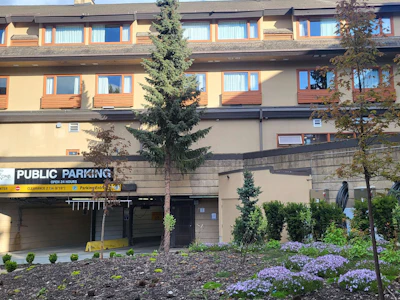 126-4220 Gateway Drive - 2