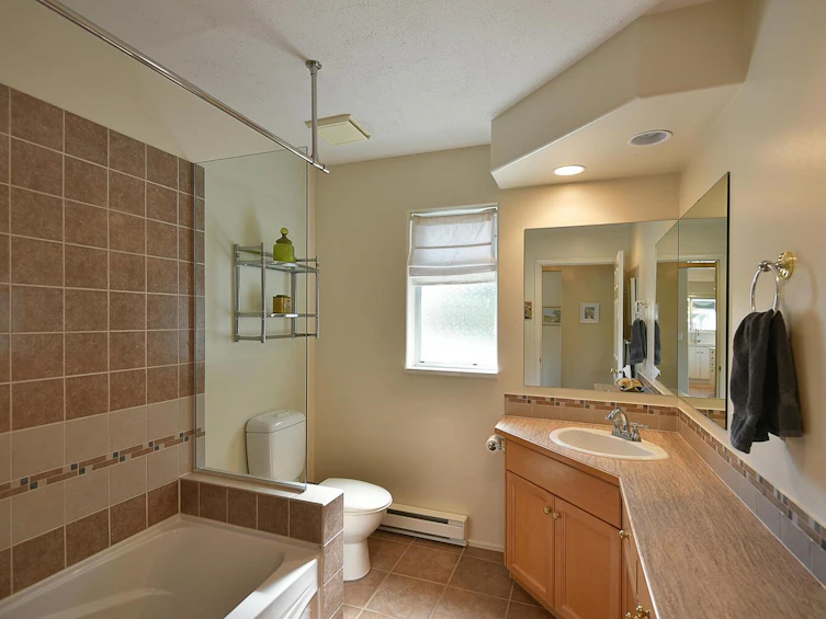 9197 Truman Road, Halfmoon Bay, BC, V7Z 1B5 - 24
