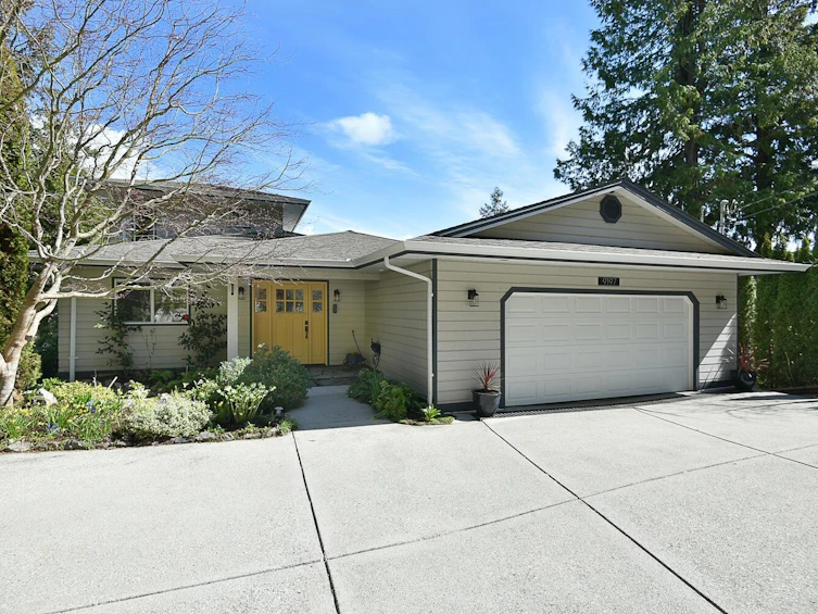 9197 Truman Road, Halfmoon Bay, BC, V7Z 1B5 - 6