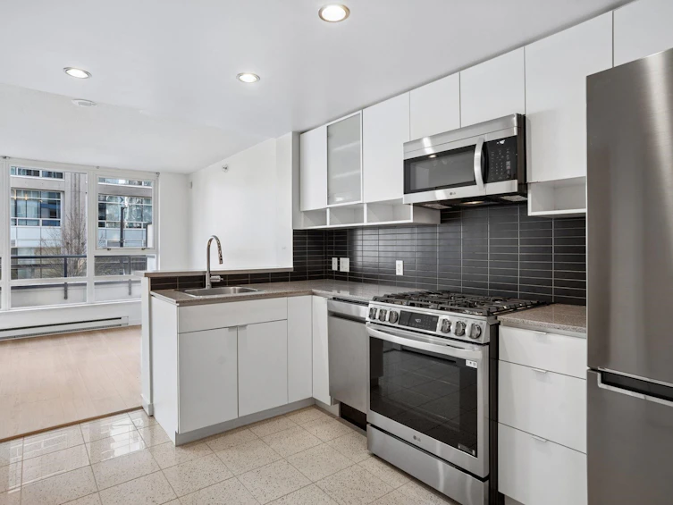 306-928 Beatty Street, Vancouver, BC, V6Z 3G6 - 7