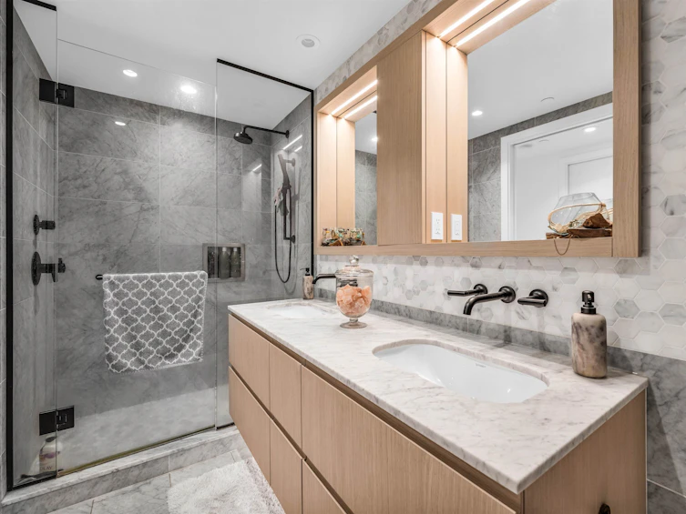 1401-1365 Davie Street, Vancouver, BC, V6E 1N5 - 18