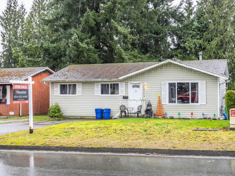 32774 Badger Avenue, Mission, BC, V2V 5B2 - 4