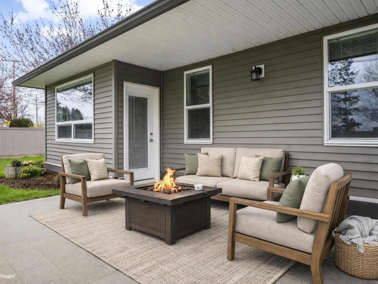 46364 Bedford Parkway, Chilliwack, BC, V2R 5N4 - 5
