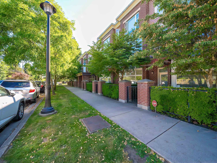 2-6611 Eckersley Road, Richmond, BC, V6Y 0B7 - 6