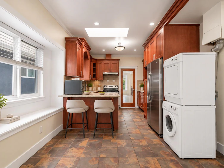 11215 Williams Road, Richmond, BC, V7A 1J2 - 2