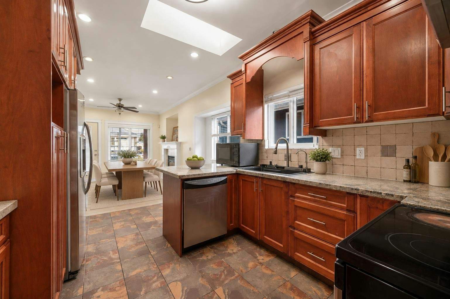 11215 Williams Road, Richmond, BC, V7A 1J2 - 3