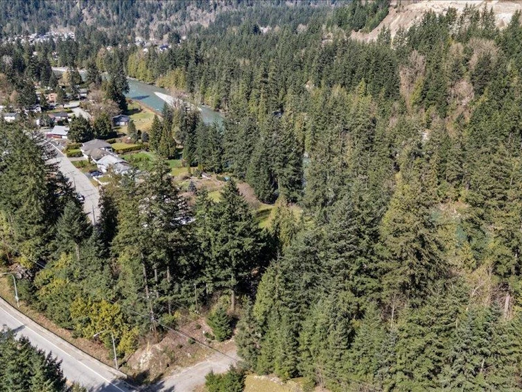 320 Forrest Crescent, Hope, BC, V0X 1L4 - 19