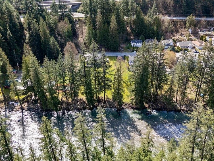 320 Forrest Crescent, Hope, BC, V0X 1L4 - 21