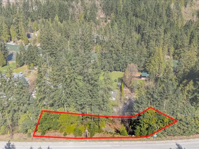 320 Forrest Crescent, Hope, BC, V0X 1L4 - 2