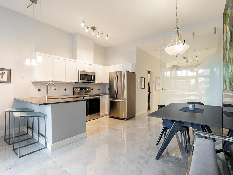 108-131 W 3rd Street, North Vancouver, BC, V7M 1E7 - 6